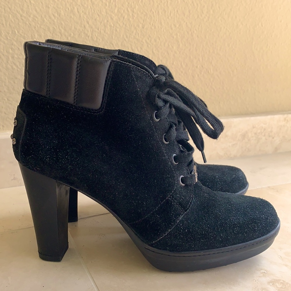 New Tods black suede ankle boots, sz 8,5.